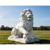 Sculpture de lion en marbre blanc sculptée à la main grandeur nature, statue de lion en pierre pour porte d'entrée extérieure avec boule