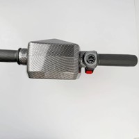 Les propulseurs électriques sont utilisés pour les jet-skis, les bateaux pneumatiques, les kayaks, les planches de surf, les pontons de pêche et les tentes gonflables.