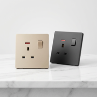 Venta al por mayor de fábrica: Enchufe de pared multifuncional de 86*86mm, 1 toma 13A, con panel de PC resistente al fuego para uso en neón, garantía de 15 años.