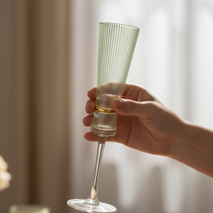 Đầy Đủ Sáng Váy Với Vàng Nổi Cổ Điển Ly Rượu Vang Thủy Tinh Đặt Cho Đám Cưới Các Bên Kinh Doanh - Product Image 2