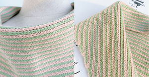 Venta al por mayor bufandas de invierno dos color rayas triángulo bufandas para mujer elegante de doble cara acrílico poco chal de lana de punto - Product Image 5