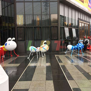 Escultura de Hormigas e Insectos de Fibra de Vidrio Libit, Figura Animal Hecha a Mano para Decoración de Exteriores, Personalizable, para Montar en el Suelo - Product Image 1