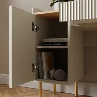 Bureau d'ordinateur moderne cannelé, écologique et durable, avec plateau en chêne clair, 3 tiroirs, pieds dorés, rangement intégré, pour bureau et domicile
