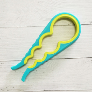 Plastic Bottle Opener 4 In 1 Multifunctional Kitchen Tool Lid Opener Can Opener Bottle Cap Tightener Irregular Shape - Product Image 2