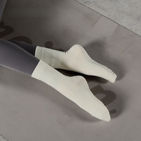 Chaussettes de sport unisexes pour adultes, mi-mollet, antidérapantes, en coton, pour yoga, pilates, danse, avec maille respirante pour hommes et femmes