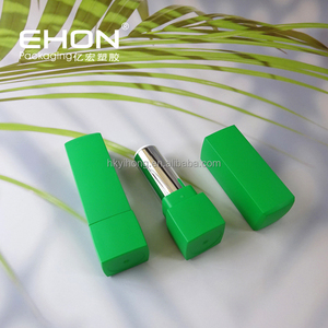 หลอดลิปสติกสี่เหลี่ยมสีเขียวด้าน ขนาด 75 มม. แบบกำหนดสีเองสำหรับขายส่ง ฐานเกลียวหนา บรรจุ 4 กรัม  บรรจุภัณฑ์ลิปสติกพลาสติกเปล่าสำหรับเครื่องสำอาง - Product Image 6