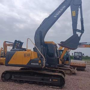 Excavatrice compacte Volvo en excellent état, à balancement de queue nul et à haute efficacité, excavatrice Volvo 140 d'occasion pour la construction urbaine - Product Image 2