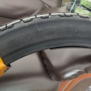 Nuovo Pneumatico Tubeless per Moto 2.75-18 con Garanzia di <span class=keywords><strong>1</strong></span> Anno, Sostituzione Disponibile - Product Image 3