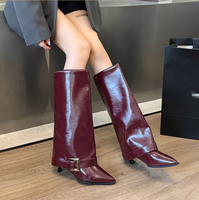 Bottes hautes à talon aiguille et bout pointu avec boucle de ceinture V925, grande taille, nouvelle mode automne, style sexy urbain, bottes tendance pour mollets larges