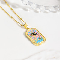 Mode rétro océan série collier pendentifs caractéristique hippocampes dauphins et conceptions de cartes de tarot en émail coloré parfait pour les femmes