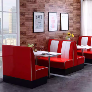 Canapé de style rétro américain à rayures avec table et chaises pour restaurant et fast-food - Product Image 2