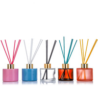Offre Spéciale 50 ml 100 ml 150 ml 200ml Bouteille de diffusion de parfum en verre de diffuseur de roseau d'arôme rond clair de luxe