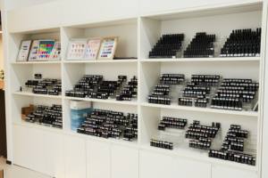 हेमा मुक्त उच्च वर्णक रंग जेल पॉलिश निजी लेबल थोक तेल जेल थोक नाखून पॉलिश कस्टम लोगो - Product Image 4