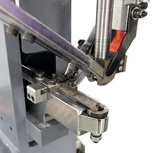 Penumatic mô hình tự động nhựa Snap riveting máy cho Flip-flops Giày bãi biển/vườn Giày - Product Image 4