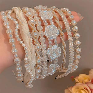 Diadema de Perlas de Imitación con Diseño Exclusivo y Elegante, Diadema de Lujo Ligero para Mujer, Joyería de Moda - Product Image 1