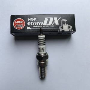 Động cơ xe máy phần <span class=keywords><strong>NGK</strong></span> bugi ban đầu 91579 CR9EDX-S cho động cơ Yamaha OEM 9470100410 9470100318 cho cr9eix/<span class=keywords><strong>cr9e</strong></span> - Product Image 6