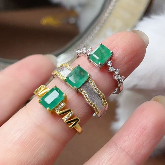 Factory Wholesale Classic Wedding High Quality 925 Sterling Silver Emerald Cut Natural Emerald Gemstone Women Ring