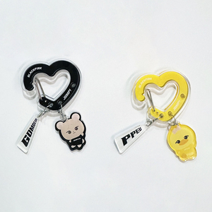 Llavero de PVC y acrílico personalizado con diseño de cadena de montañismo de tres etapas, colgante de dibujos animados, hebilla y accesorios de decoración para bolsos. - Product Image 3