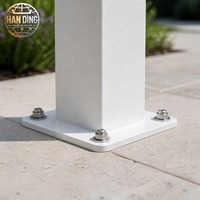 Pergola en aluminium de style chalet alpin avec finition revêtue de PVDF, capteur de pluie et de vent, fermeture automatique, garantie de 10 ans