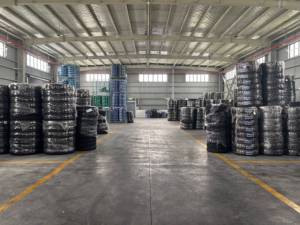 Neumático OTR a Precio de Fábrica, Tamaños 16/70-20, 23.5-25/17.5-25/20.5-25, 18PR, Opciones de 16PR/20PR/24PR en Stock - Product Image 2