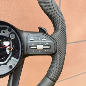 <span class=keywords><strong>Volant</strong></span> en Cuir Semi-Perforé Style Noir pour <span class=keywords><strong>Mercedes</strong></span>-Benz W204 W205 W213 W219 W222 A45 E63 GLE GLS AMG GT C63 G63 G65 - Product Image 4