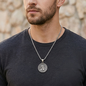 Collar con Colgante de Jesús de Acero Inoxidable para Hombre, Chapado en Plata Antigua, Amuleto de Cruz con Temática Religiosa, Joyería de Moda, Regalo - Product Image 4