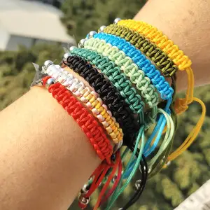 Garçons filles fil coloré tissé bracelets bracelets uniques tissés à la main bracelets réglables cordon de coton de chanvre bracelets tressés