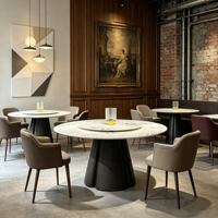 Moderner Runder Esstisch aus Kunststein mit Drehplatte, Kohlenstoffstahl-Standfuß, Luxuriöser Marmor-Look für Restaurants