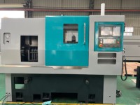 Nouvelle machine de tournage CNC à lit incliné horizontal PR52TT 3 axes, alimentateur de barres de 120 mm, servomoteur de 32 Nm, guide de 58 mm, outil automatique