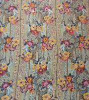 Tissu brodé en dentelle, parfait pour les robes de mariée, élaboré avec un style élégant et sophistiqué
