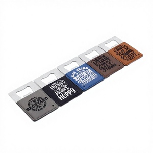 Ouvre-bouteilles en acier inoxydable avec étui en cuir PU, forme rectangulaire, style porte-clés portable pour bar et grillades - Product Image 3