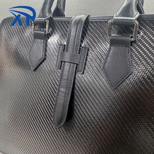 Maletín de fibra de carbono brillante de 14 pulgadas de alta resistencia para hombres Maletín suave de bajo precio - Product Image 3