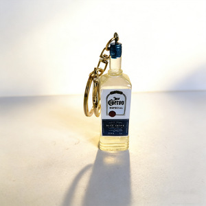 Lote de Llaveros con Botellas de Whisky y <span class=keywords><strong>Tequila</strong></span> en Miniatura, Abalorios Realistas de Licor, Regalo para Bar, Cueva del Hombre, Fiesta, Souvenir, MOQ Bajo - Product Image 4