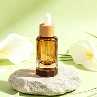 15ml Bernsteinfarbene Glasflasche für Ätherische Öle mit Tropfer für Kosmetikverpackungen Klare Glasflasche für Ätherische Öle mit Holzsockel-Design