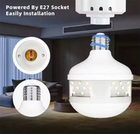 360 °   Caméra d'ampoule WiFi avec projecteur, douille E27, surveillance de sécurité domestique intelligente sans fil en extérieur avec vision nocturne et détection de mouvement