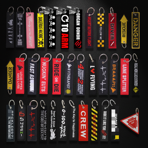 Cadeau personnalisé personnalisable moto voiture de course étiquettes tissées porte-clés vol de compagnie aérienne porte-clés brodé étiquettes Jet en Stock - Product Image 1