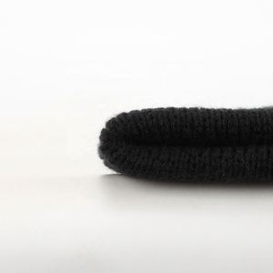 BSCI OEM, venta al por mayor, Gorra lisa acrílica Unisex de alta calidad personalizada, Gorras de punto bordadas teñidas, gorro de esquí de invierno, gorro tejido con etiqueta - Product Image 6