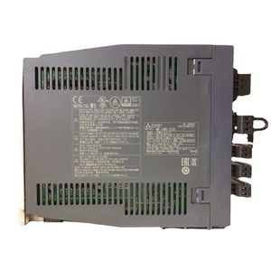 Controlador de Servomotor Mitsubishi MR-J4W2-44B 400V, Control Vectorial, IP20, Hecho en Japón - Product Image 5