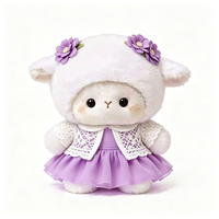 Peluche Mouton Blanc Mignon Style Doux avec Double Décoration Florale Violette, Gilet en Dentelle Blanche Assorti et Jupe Violette, Jouet en Peluche Mouton Moelleux
