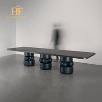 Table de salle à manger rectangulaire extensible en bois massif sur mesure au design moderne pour 10 personnes