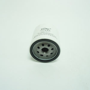 Ультраэффективный масляный фильтр Ultra-Guard для максимального удаления примесей и продления срока службы двигателя - Product Image 3