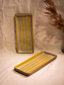 Plat de service décoratif artisanal jaune rayé en grès céramique haute qualité, résistant au four et au micro-ondes - Product Image 2