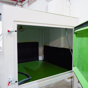 Stofvrije Handmatige Natte Zandstraalkast & Machine Roestvrijstalen Polijstpomp Hoge Efficiëntie Oppervlaktereiniging - Product Image 4