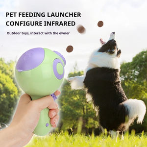 Treno Multi-funzionale per animali domestici lancio Dispenser cibo lanciatore Laser giocattolo interattivo cane ultima alimentazione all'aperto pistola a lunga distanza - Product Image 2