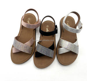 Las mejores ventas OEM logotipo personalizado antideslizante suela plana sandalias de las mujeres zapatos planos sandalias para el verano - Product Image 4