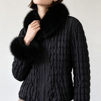 Manteau en fourrure de lapin véritable de luxe Tyan Wholesale avec col et poignets en fourrure de renard moelleuse, veste courte en fourrure d'hiver pour femmes