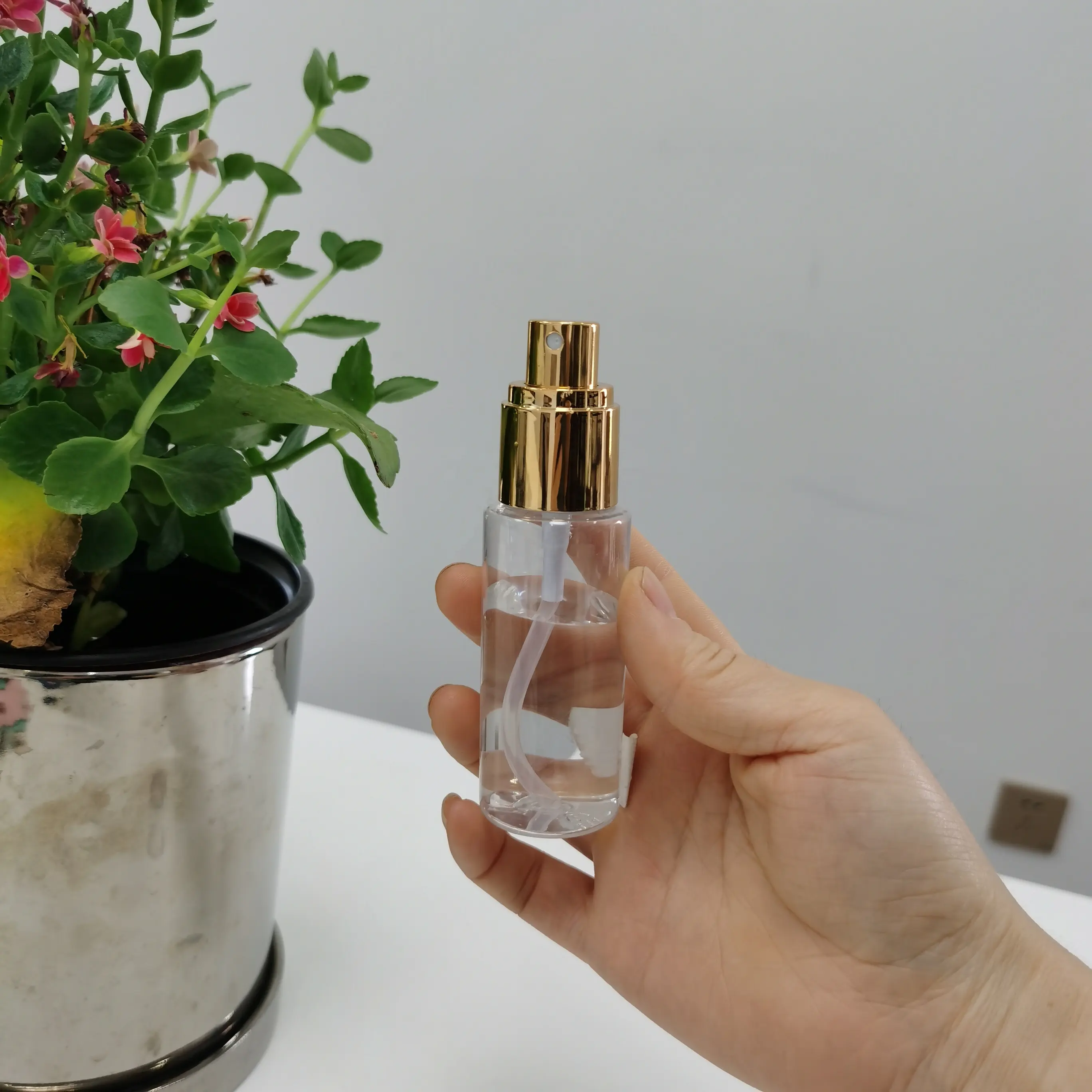 travel perfume spray bottle