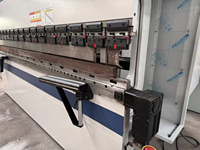 Qingdao Dadong 110/3200 presse plieuse électro-hydraulique à commande numérique complète Machine à cintrer traitement de la tôle de précision