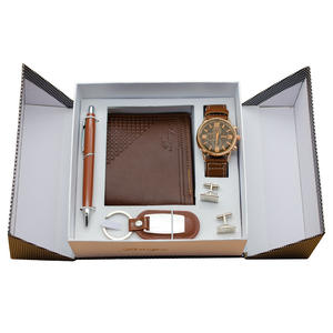 <span class=keywords><strong>Regali</strong></span> <span class=keywords><strong>personalizzati</strong></span> di fascia alta da <span class=keywords><strong>uomo</strong></span> Set regalo orologio cintura scatola portafoglio amore compleanno regalo aziendale idee regalo all'ingrosso - Product Image 4