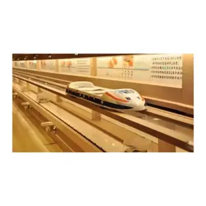 Snelle Express Shinkansen Sushi Trein Voedselbezorgsysteem Sushi Transportband